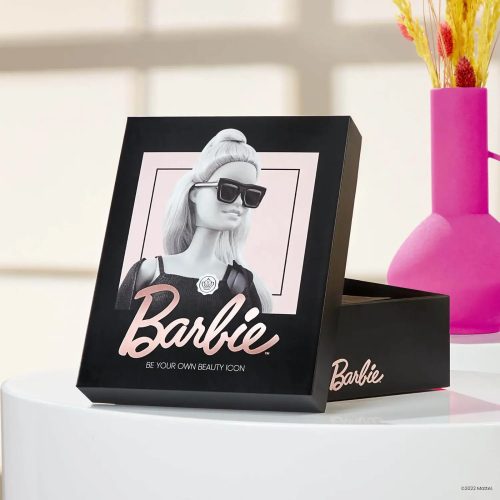 GLOSSYBOX DE Barbie Limited Edition 2022 Variation 1